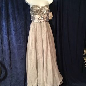 Silver/grey prom/formal dress, NWT, sequin, tulle